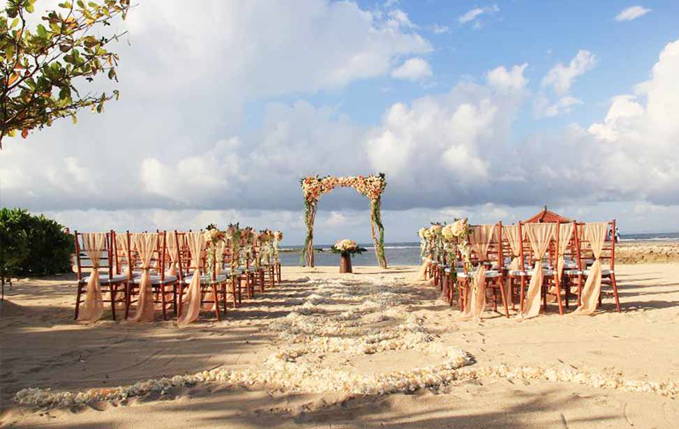 巴厘岛肉桂沙滩婚礼