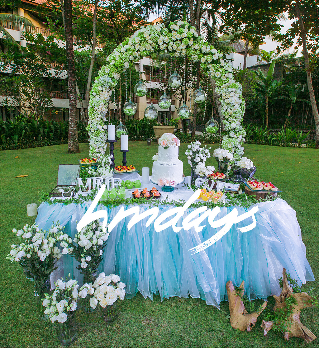 巴厘岛婚礼晚宴中的绿色小吃台布置|海外婚礼布置定制案例