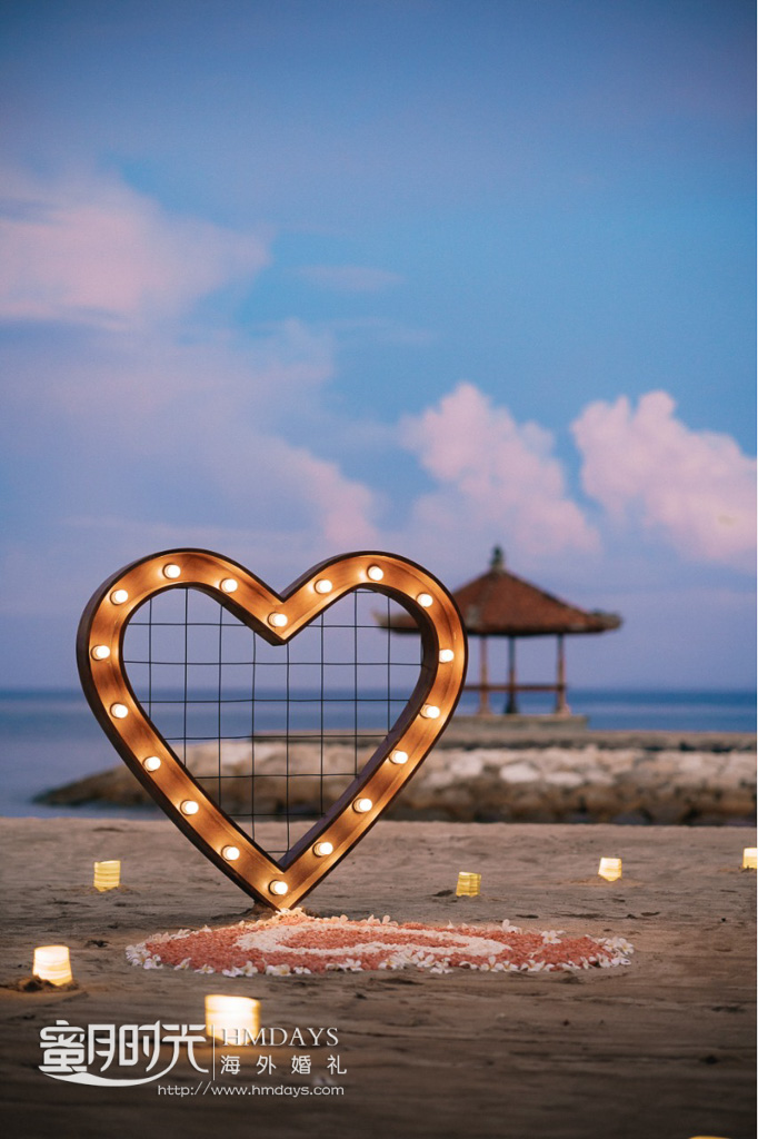 巴厘岛肉桂沙滩婚礼2019标准布置(25人起订)