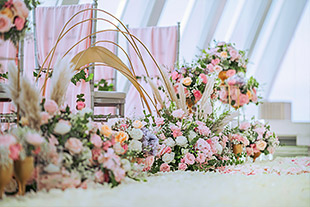 巴厘岛港丽无限教堂婚礼升级定制婚礼或晚宴布置